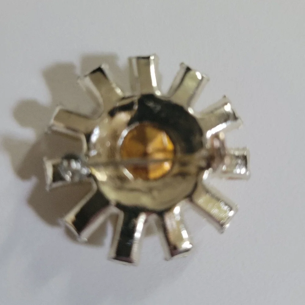 Vintage Mid-Century Modern Atomic‎ Sunburst Brooch Amber Yellow 1.25in MCM Retro